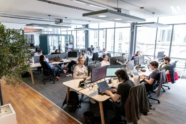 Comment une agence IA accélère votre transformation digitale en France