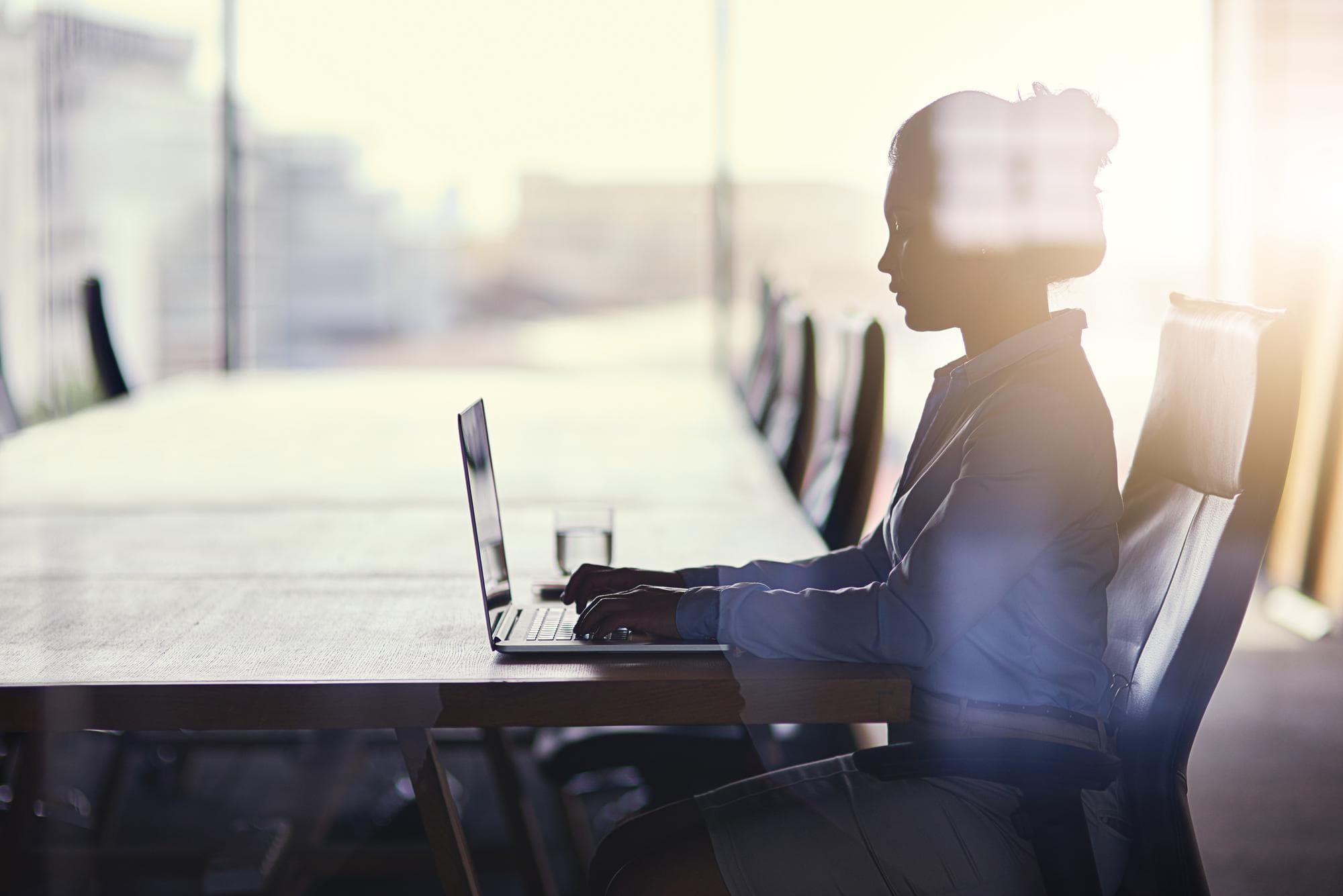 Contrôler le Shadow IT en France sans étouffer l’innovation