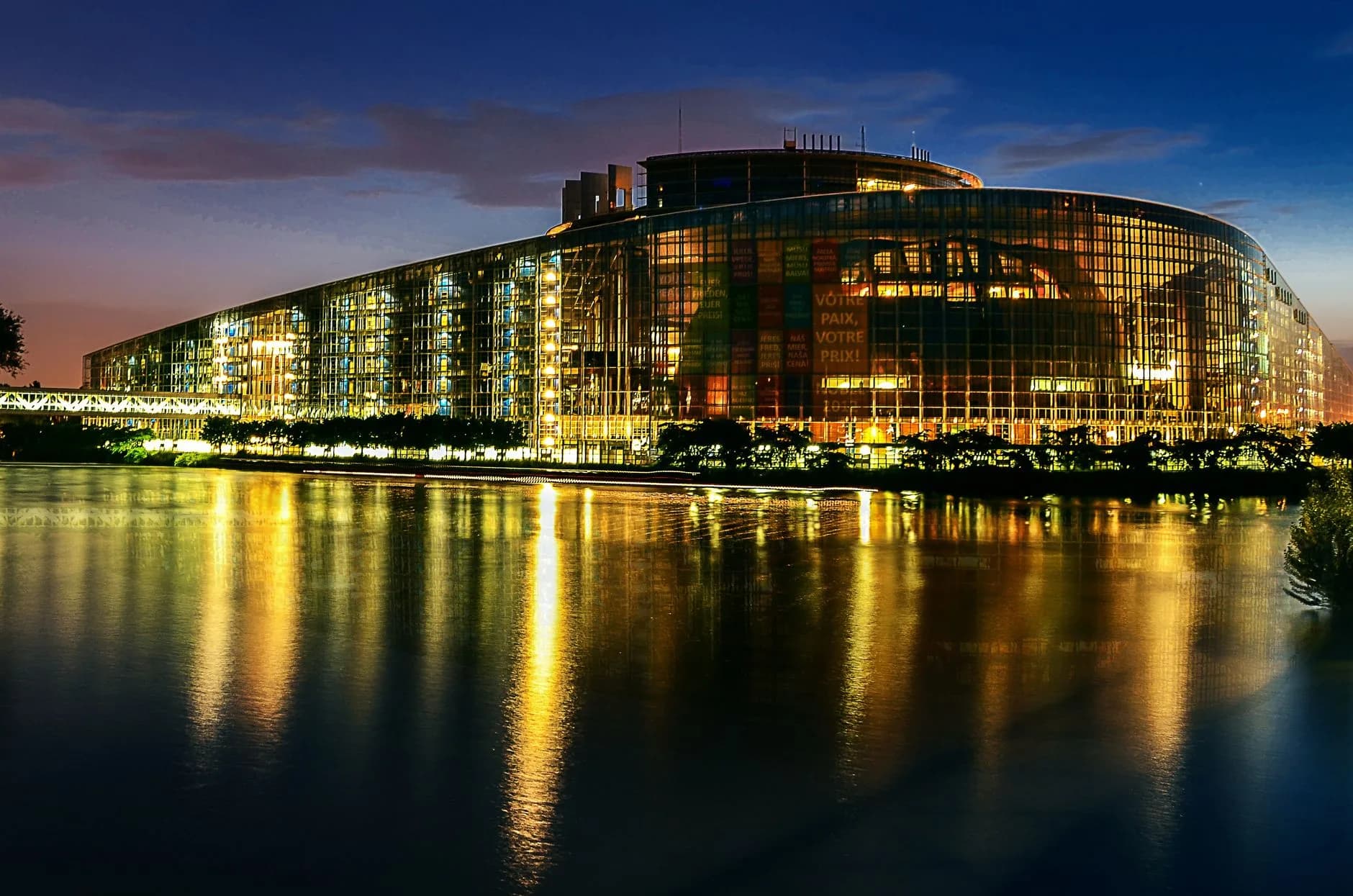PME de Strasbourg et d'Alsace : 5 automatisations IA par secteur