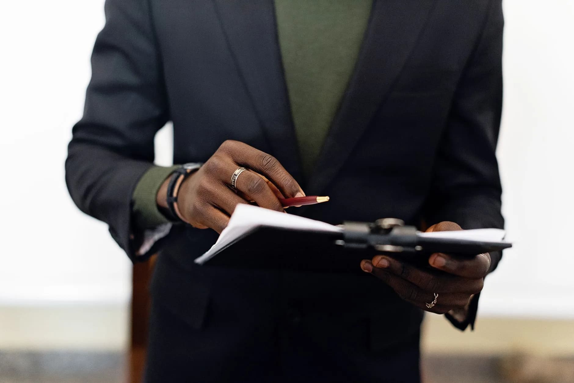 Brancher une IA sur une base de production : la checklist du DSI
