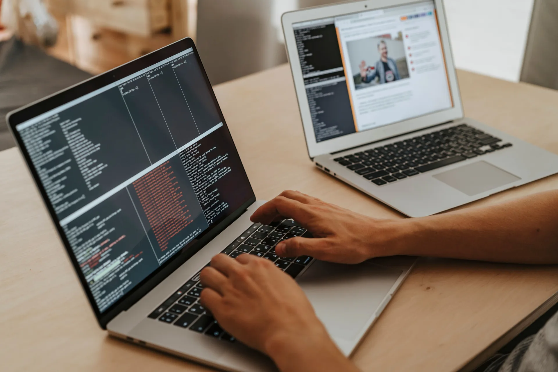 Pourquoi une API métier IA surpasse un LLM généraliste pour votre entreprise