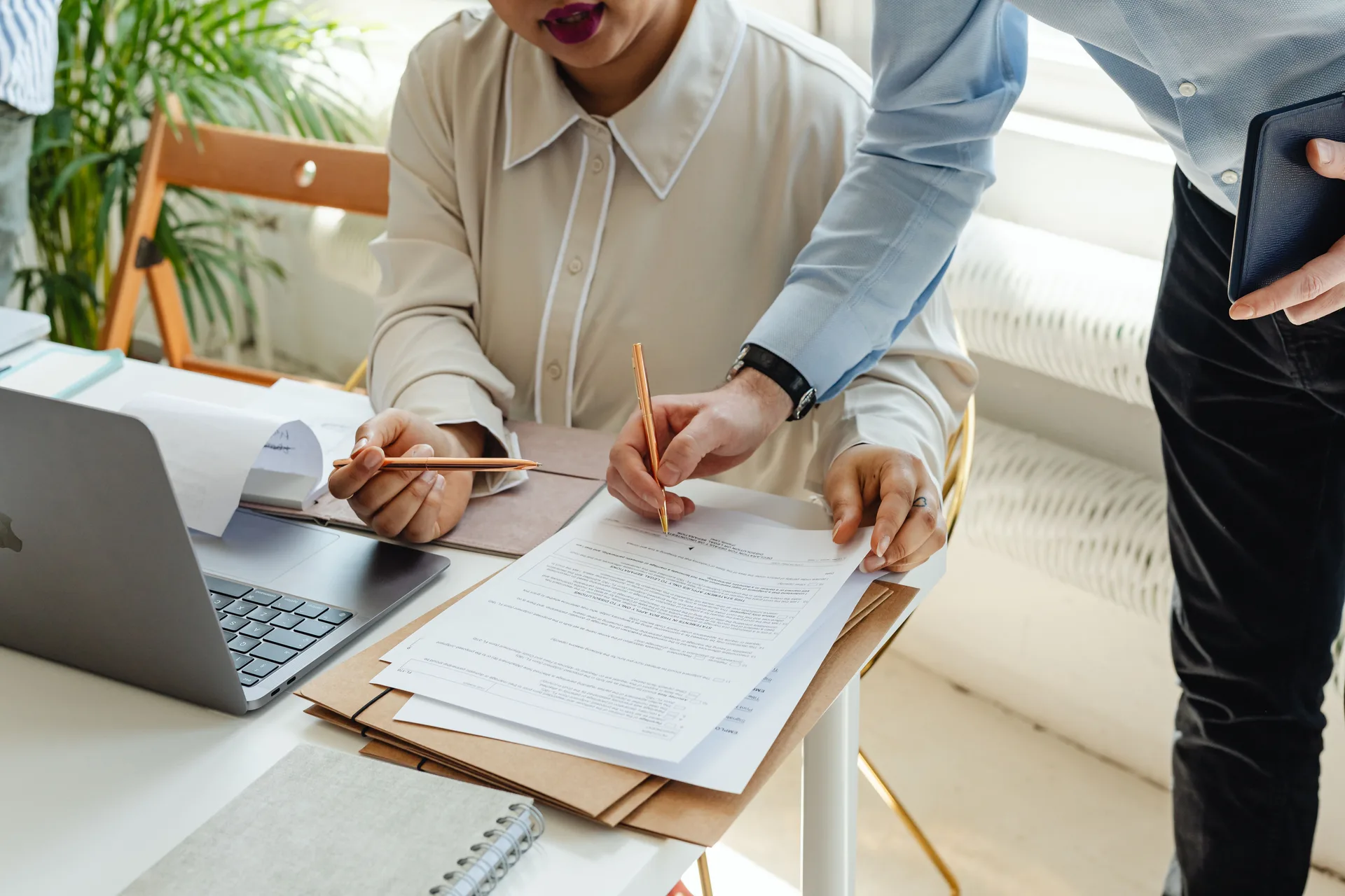 Comment choisir une agence IA ? 7 critères essentiels