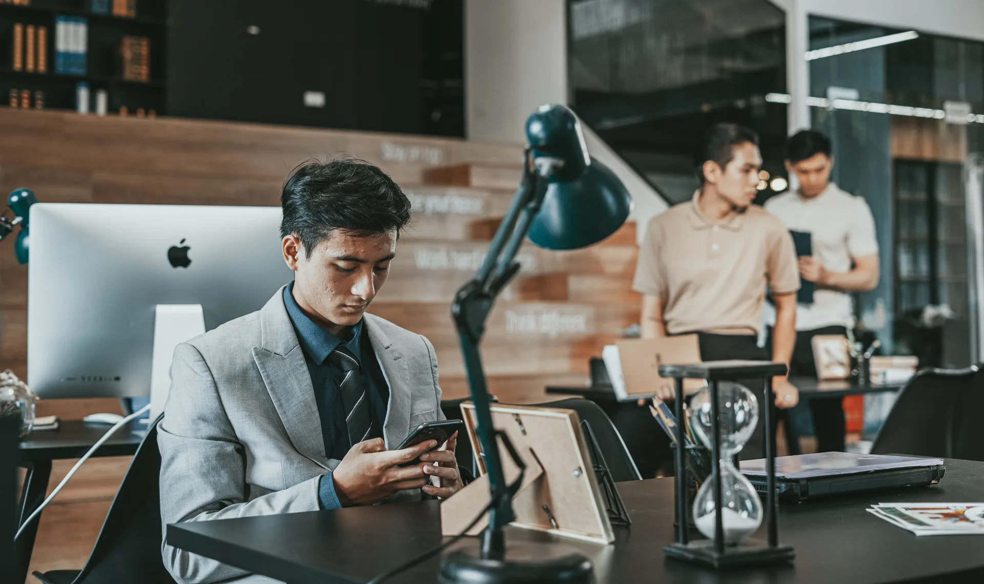 Maîtriser le Shadow AI en PME pour transformer les risques en opportunités